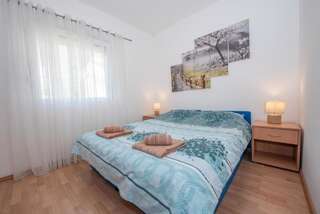 Апартаменты Beautiful modern apartment 150m from the sea Котор Апартаменты с 1 спальней-2