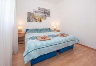 Апартаменты Beautiful modern apartment 150m from the sea Котор Апартаменты с 1 спальней-21