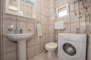 Апартаменты Beautiful modern apartment 150m from the sea Котор Апартаменты с 1 спальней-25