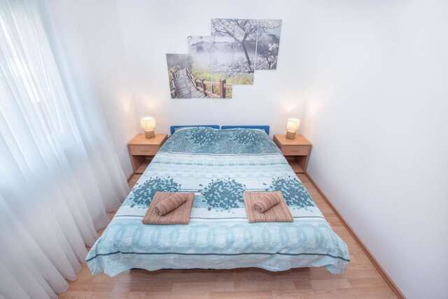 Апартаменты Beautiful modern apartment 150m from the sea Котор-3