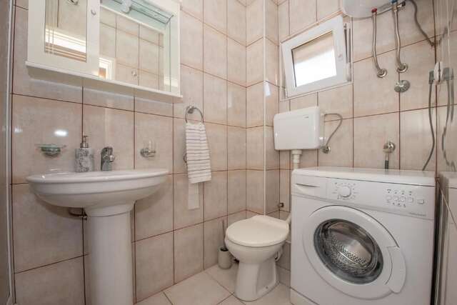 Апартаменты Beautiful modern apartment 150m from the sea Котор-27