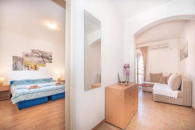 Апартаменты Beautiful modern apartment 150m from the sea Котор-7